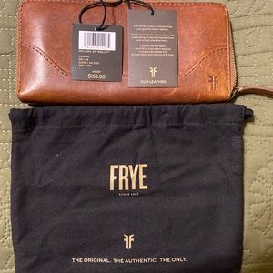 Frye Melissa Zip Wallet